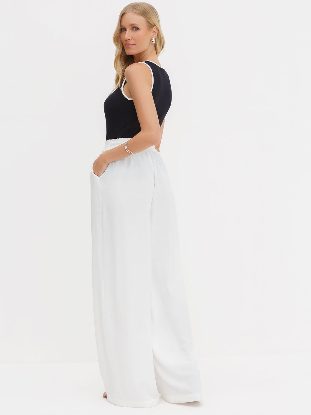 Calça Alfaiataria Pantalona Off White Paola
