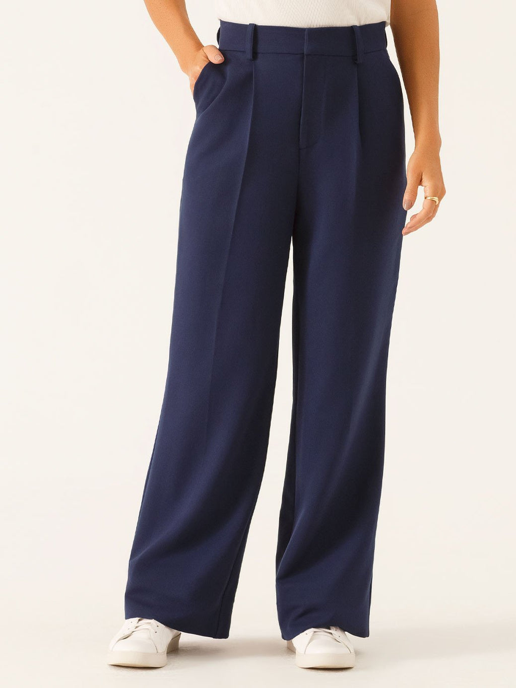 Calça Wide Leg de Alfaiataria em Viscose Marinho Natiele
