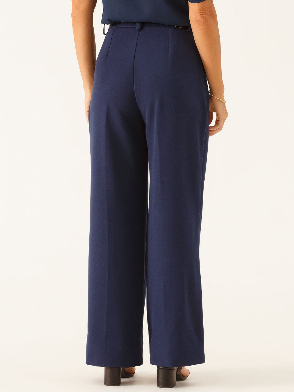 Calça Wide Leg de Alfaiataria em Viscose Marinho Natiele