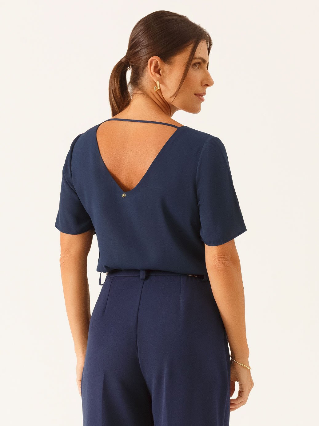 Blusa Manga Curta em Crepe Marinho Marta