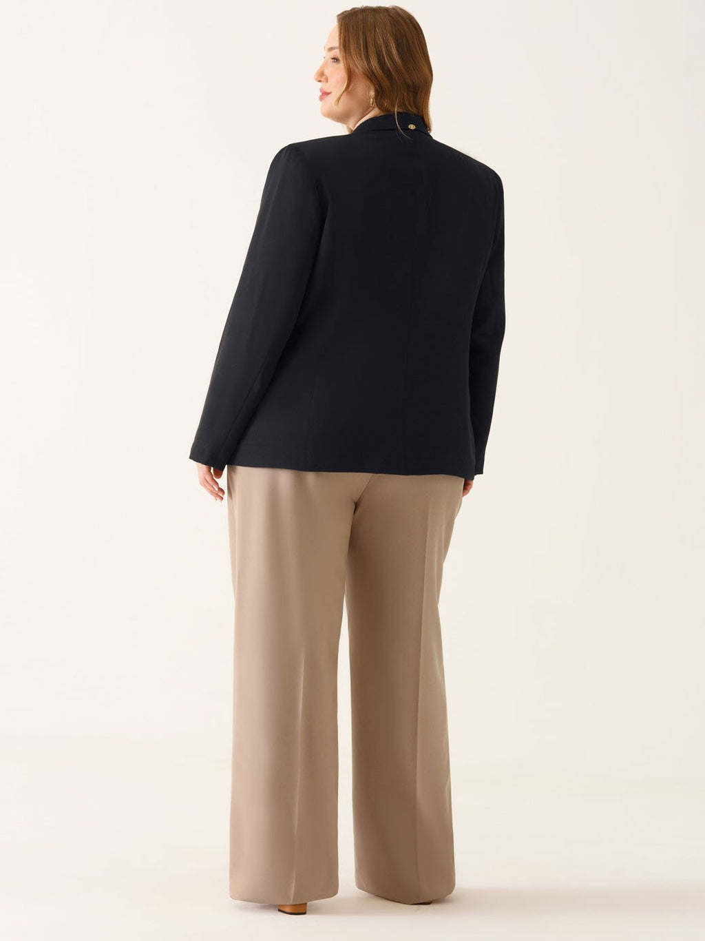 Blazer Botão Único Plus Size Preto Chantal