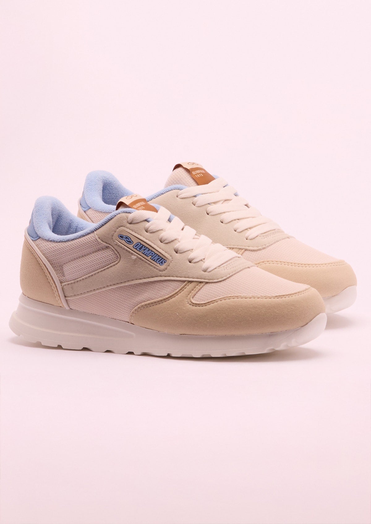 Tênis Feminino Olympikus Jogging Esportivo Off-White com Recortes Bege e Azul - Monjuá