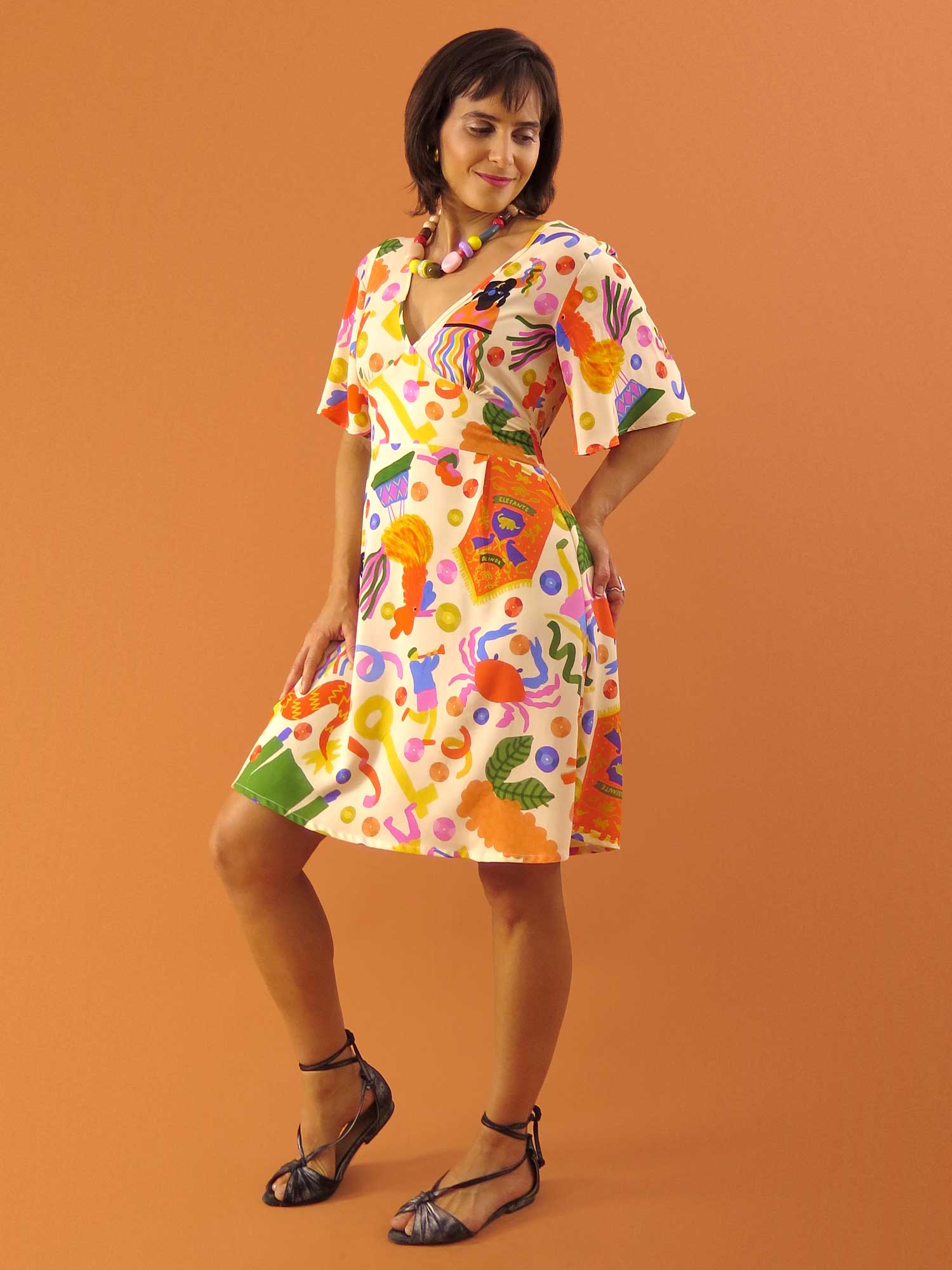 VESTIDO NINA CURTO