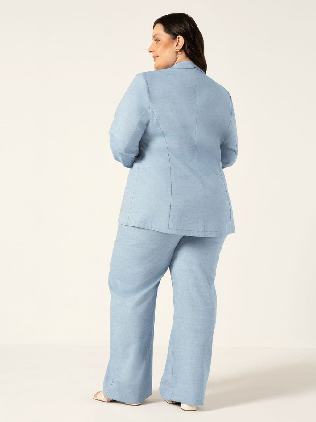 Blazer Intermediário em Oxford Plus Size Azul Claro Josefina