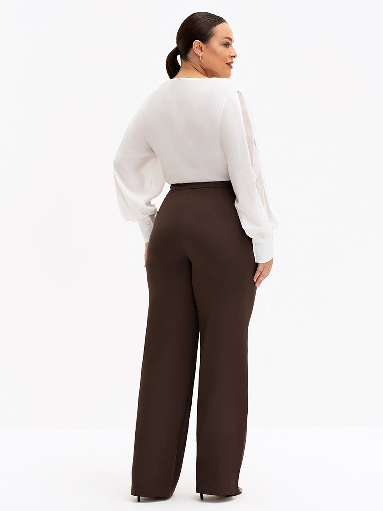 Calça Wide Leg de Alfaiataria Plus Size Marrom Cibele